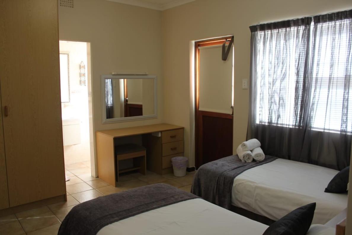 Kleinmond Panorama Holidays ภายนอก รูปภาพ